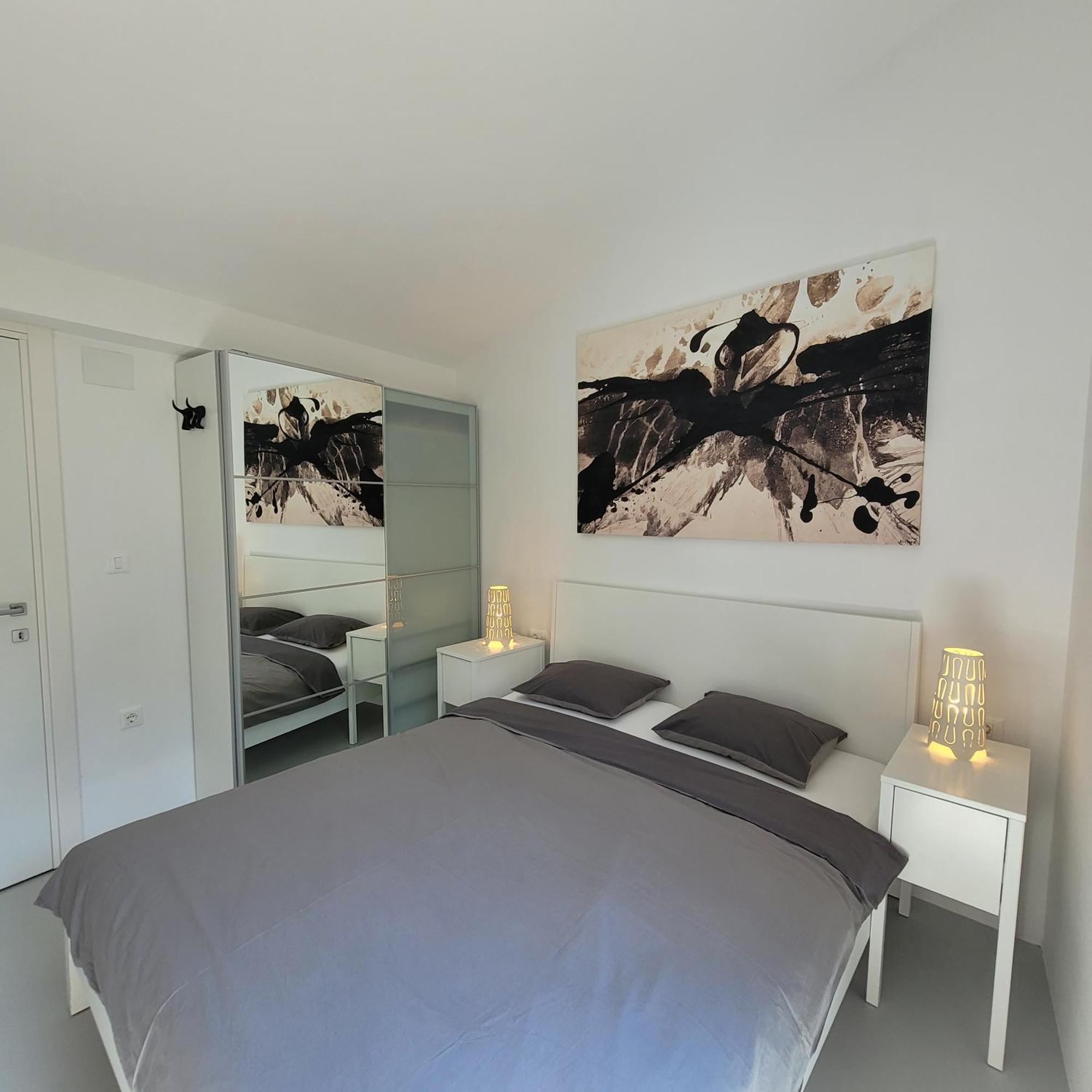 Design Penthouse 5 *